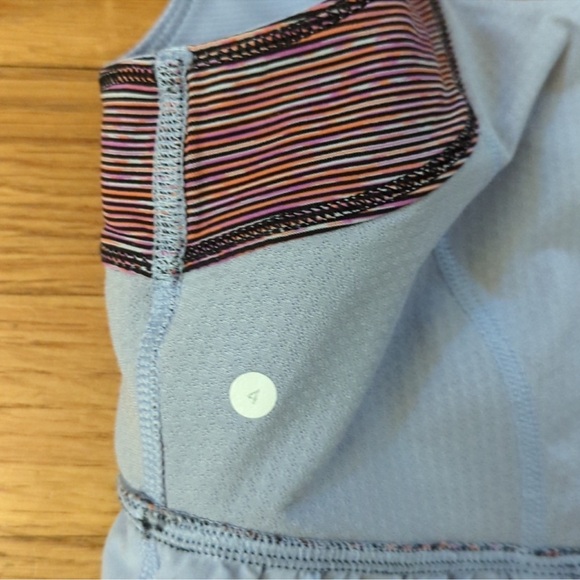 Lululemon Run-Chase me tank - Picture 10 of 10